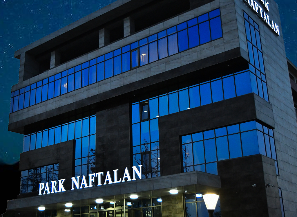 Park Naftalan Sanatoriyası